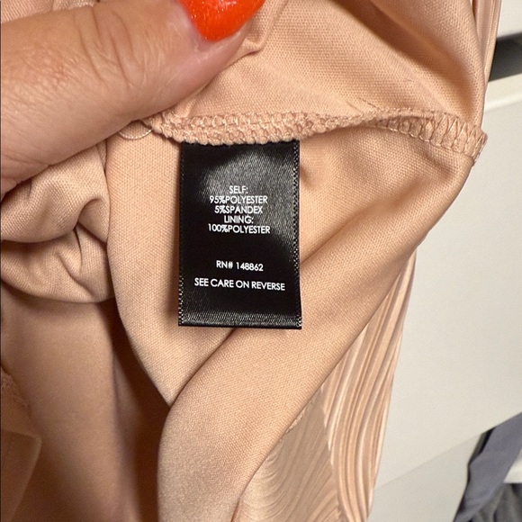 Torrid Pleated Light Pink Pencil Skirt - Picture 4 of 5